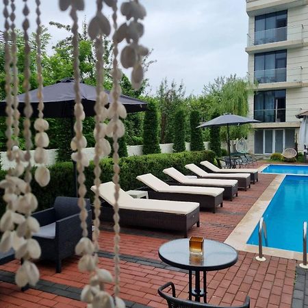 Готель New House Кобулеті Екстер'єр фото
