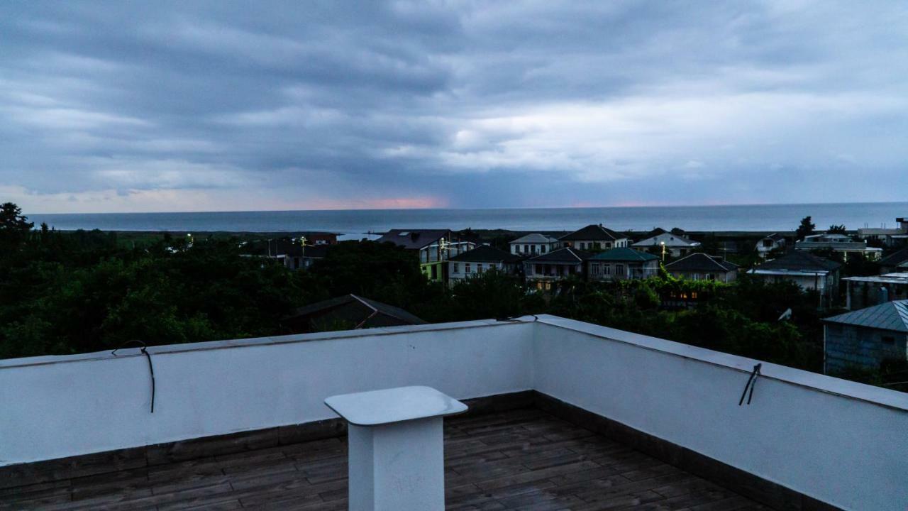 Готель New House Кобулеті Екстер'єр фото