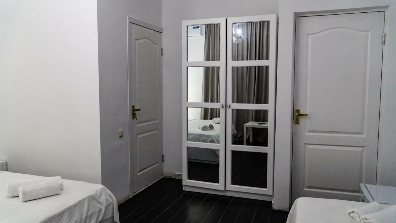 Готель New House Кобулеті Екстер'єр фото